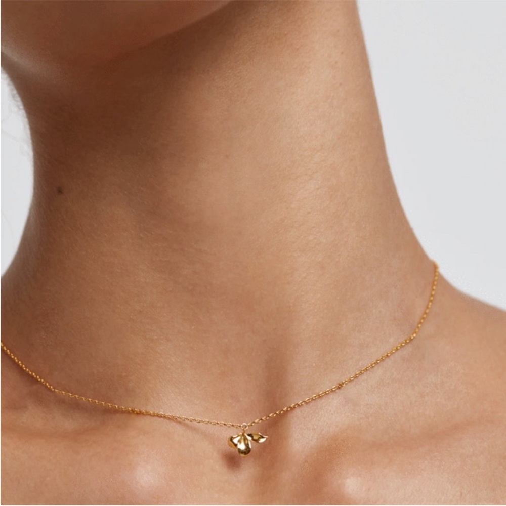 3D Flower Petals Pendant Necklace 18K Gold S925